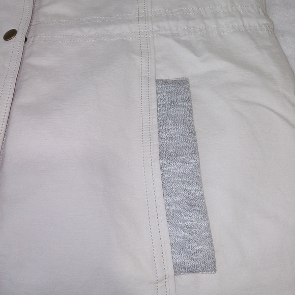 Apt. 9 Jacket, Women's Size Large Tan Faux Fur Hood, Full Zip, Parka Coat - Picture 11 of 11